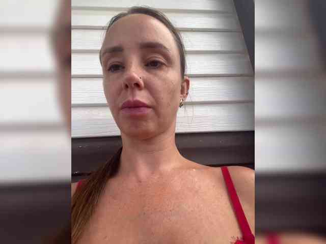 Miss_Milka webcam
