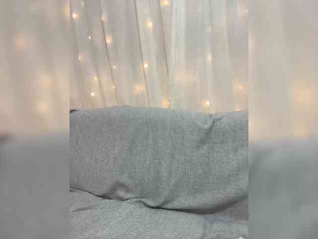 Miss_Milka webcam
