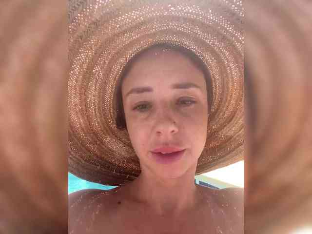 Miss_Milka webcam