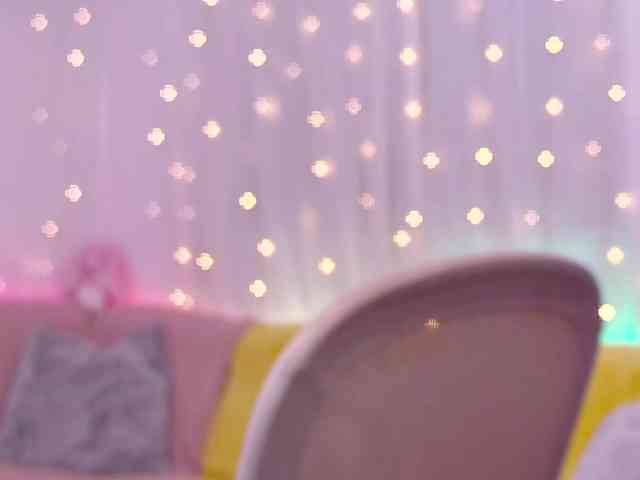 Miss_Milka webcam