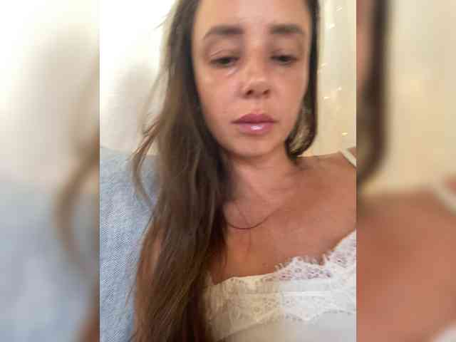 Miss_Milka webcam