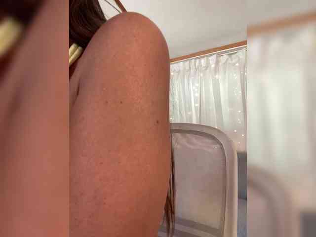 Miss_Milka webcam