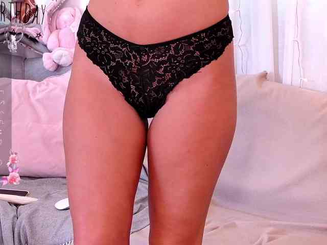 Miss_Milka webcam