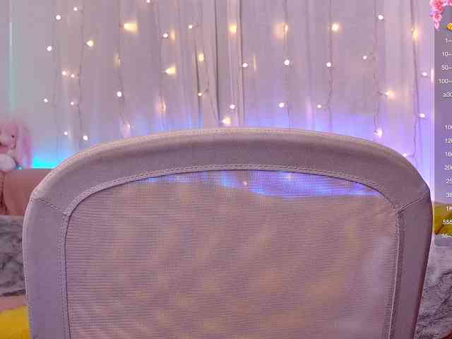 Miss_Milka webcam