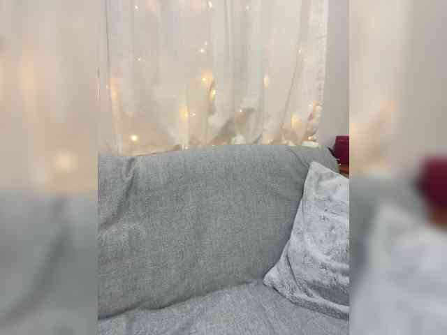 Miss_Milka webcam