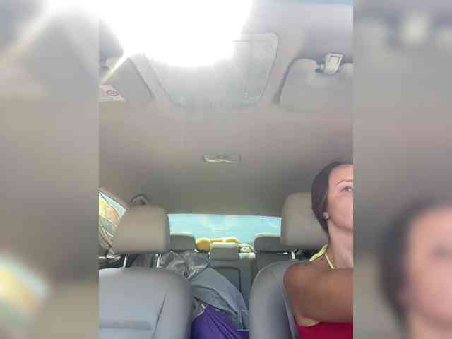 Miss_Milka webcam