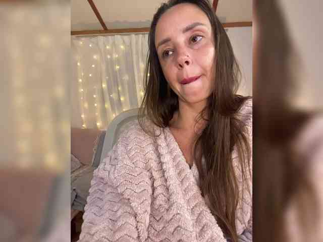Miss_Milka webcam