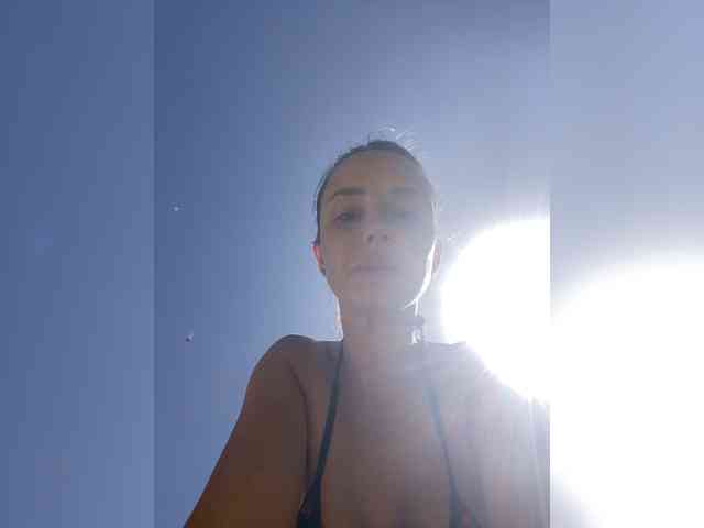 Miss_Milka webcam