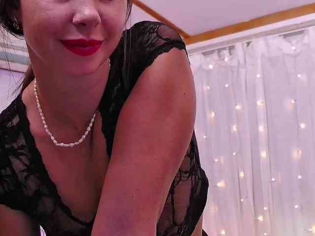 Miss_Milka webcam