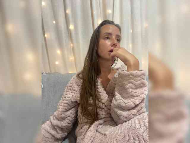 Miss_Milka webcam