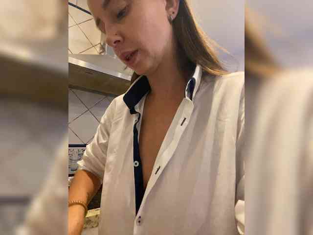 Miss_Milka webcam
