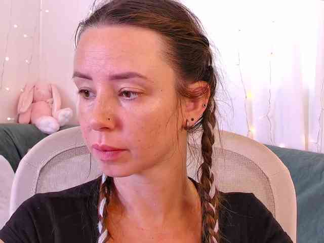 Miss_Milka webcam