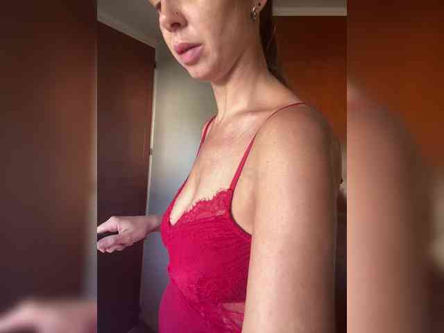 Miss_Milka webcam