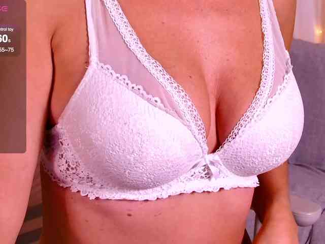 Miss_Milka webcam