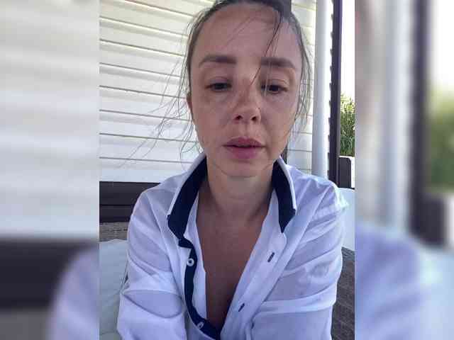 Miss_Milka webcam