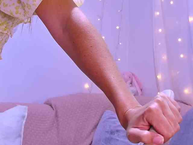 Miss_Milka webcam