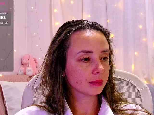 Miss_Milka webcam