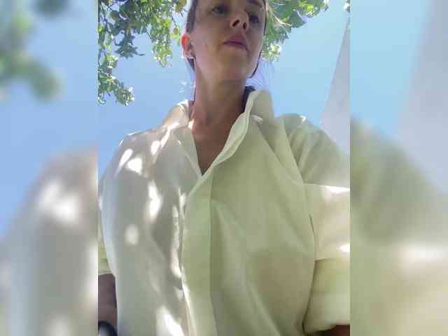 Miss_Milka webcam