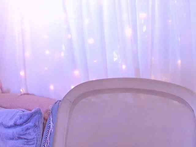 Miss_Milka webcam