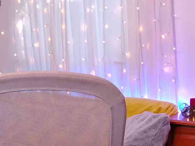 Miss_Milka webcam