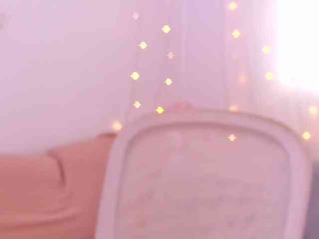 Miss_Milka webcam