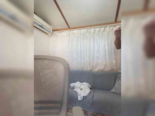 Miss_Milka webcam