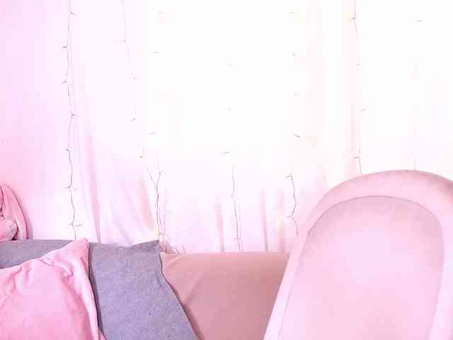 Miss_Milka webcam