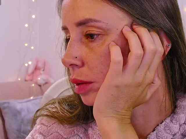 Miss_Milka webcam