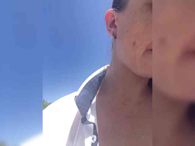 Miss_Milka webcam