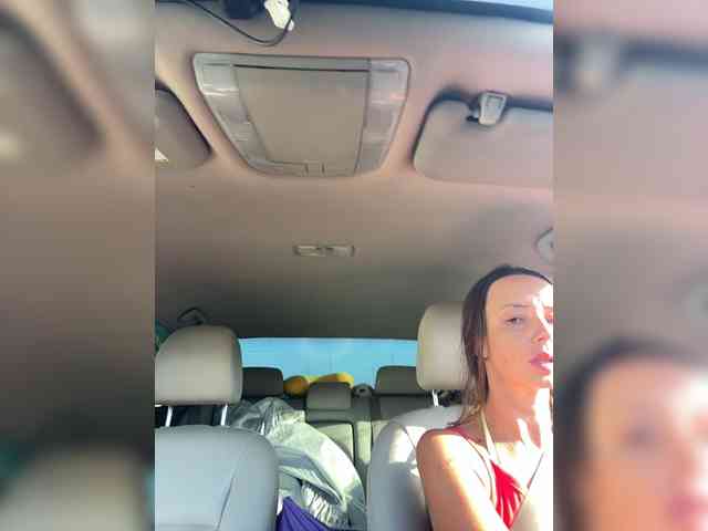 Miss_Milka webcam