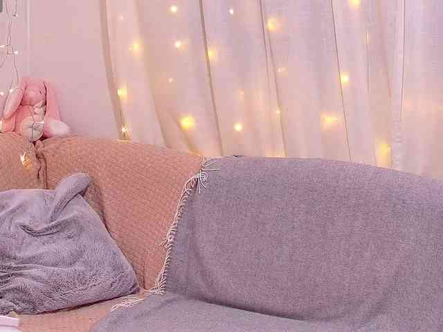 Miss_Milka webcam