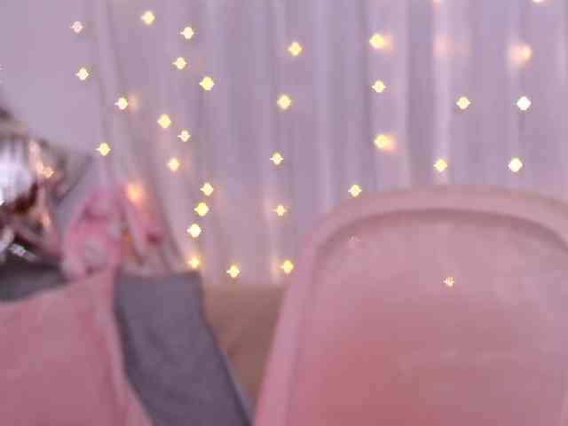 Miss_Milka webcam