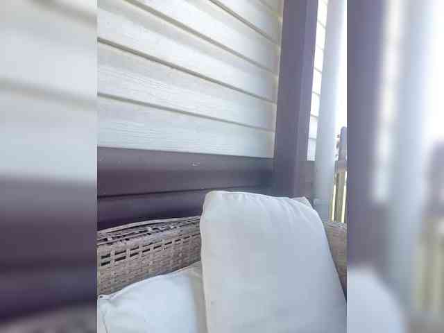 Miss_Milka webcam