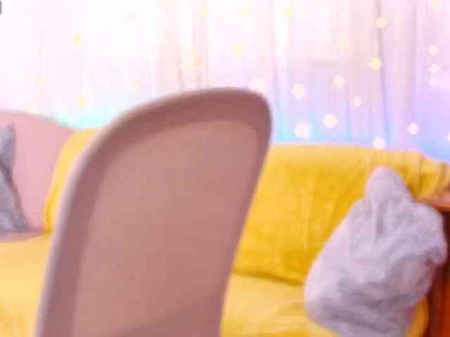 Miss_Milka webcam