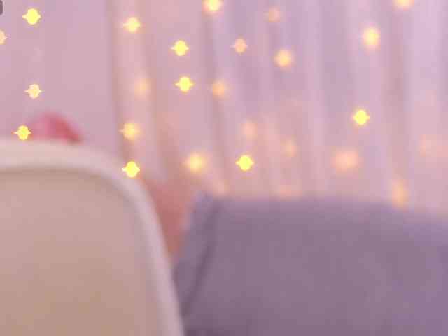 Miss_Milka webcam