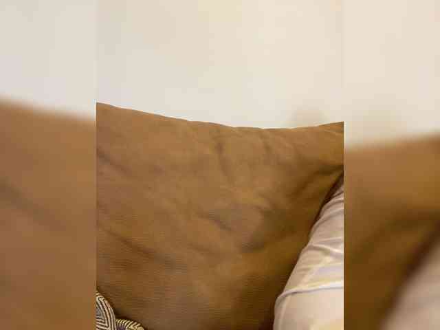 Miss_Milka webcam