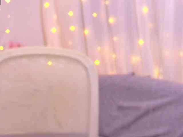 Miss_Milka webcam