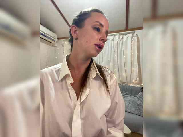 Miss_Milka webcam