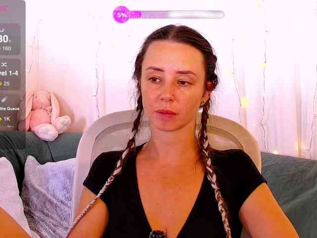 Miss_Milka webcam