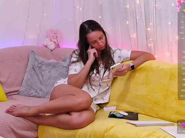 Miss_Milka webcam