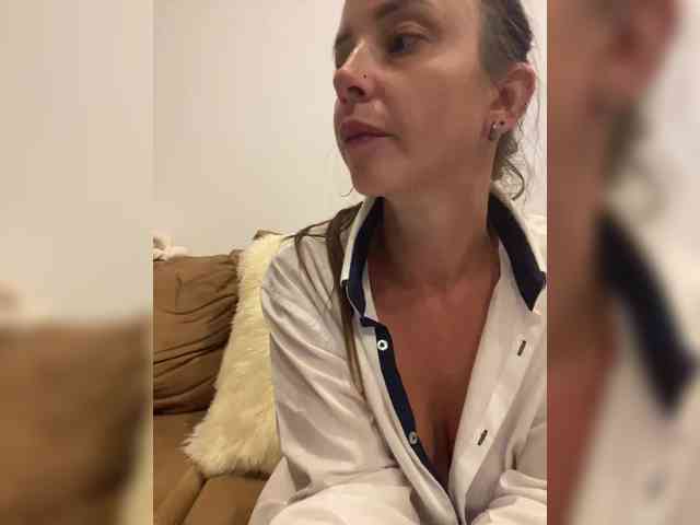 Miss_Milka webcam