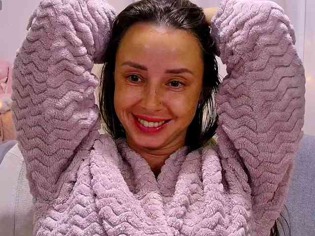 Miss_Milka webcam