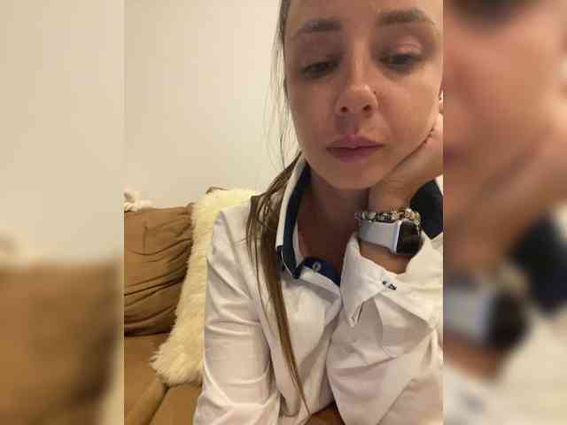 Miss_Milka webcam