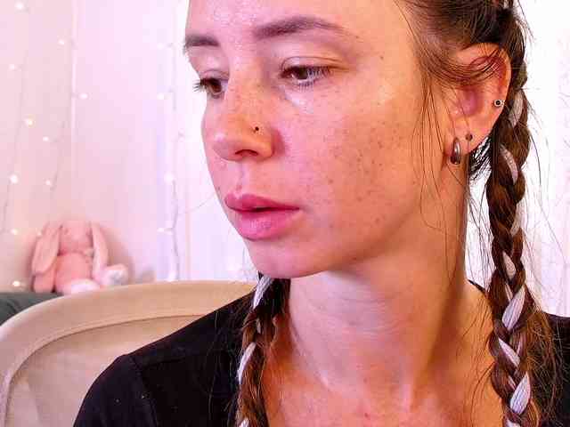 Miss_Milka webcam