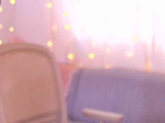 Miss_Milka webcam