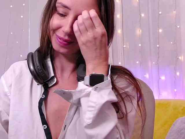 Miss_Milka webcam