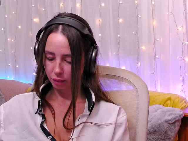 Miss_Milka webcam
