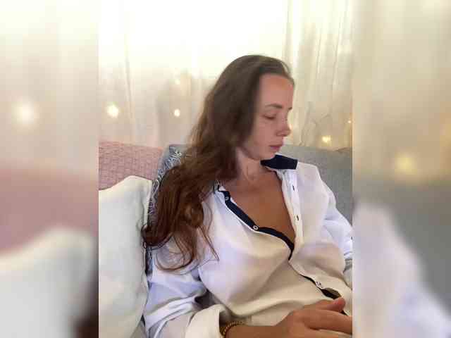 Miss_Milka webcam