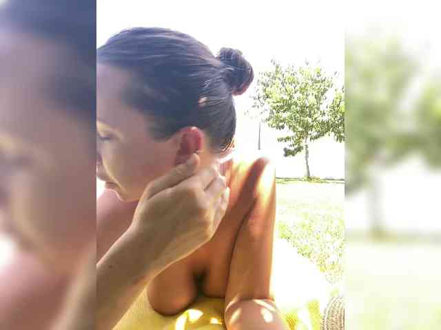 Miss_Milka webcam
