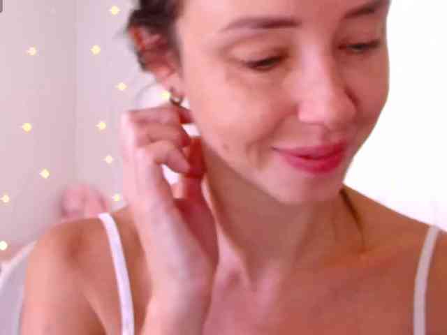Miss_Milka webcam